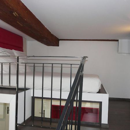 Le 12 Pierres - Croix-Rousse - Cosy & Design Apartment Лион Екстериор снимка